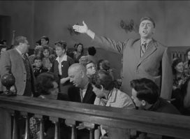 Москвич ранил ножом грабителя