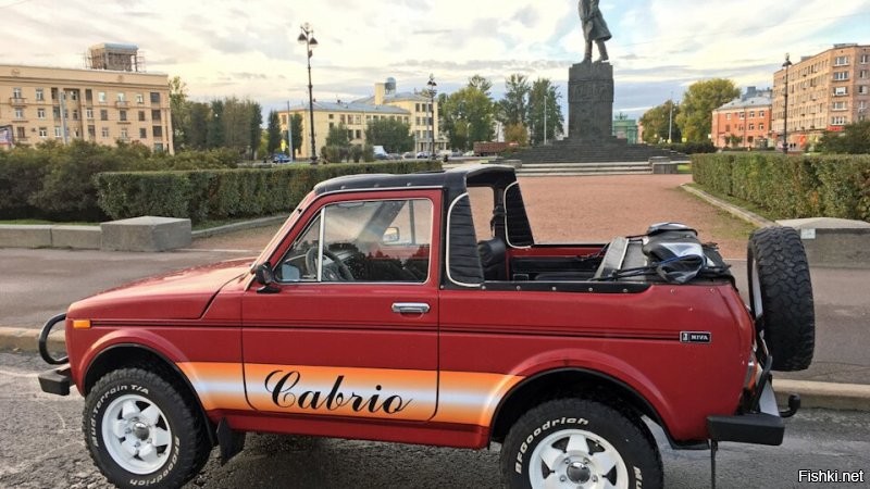 Кто у кого?)))