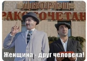 В Индонезии туристов выбросило с надувной лодки на людей