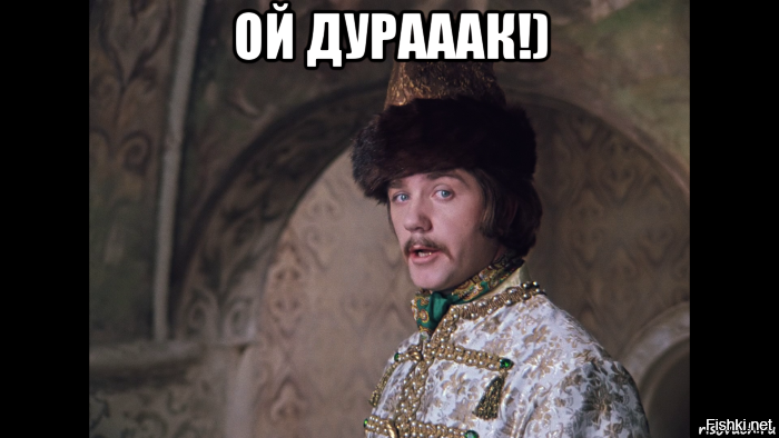 В Москве студент швырнул мокасин в саркофаг Ленина