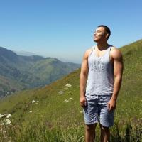 Тоже люблю горы.