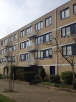 это не балконы, а корзины для кондиционеров. если что