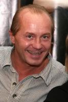 чё то я не понял. погуглил. Алексей Панин-это вот он же


ещё был Андрей Панин-вот он


а вот тут фото Андрея, с подписью Алексей