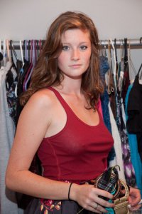 Девушки без бюстгальтеров