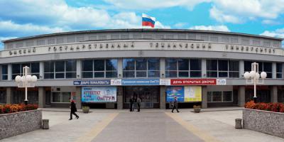 и я добавлю парочку снимков универа, в котором учился