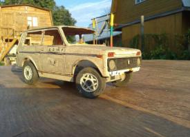 Привет из детства! Это Наклейки от видеокассеты ! которые я тоже как то раз клеил на машинки :D спс вспомнил !