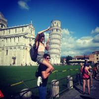 На Тома Круза похож)