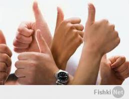 Мама читает стих дочери на свадьбе