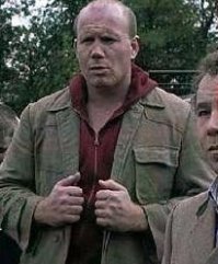 На первой фотке Роскошный Джордж из "Большого куша"