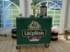 Хм... Я, честно говоря, не знаю... Там говорили про другие части, а про саму камеру, я не помню... (там пива было немеряно, так что, неудивительно)
Вроде, швов, которые должны были бы быть в случае с баллоном, там не видно...

Во:
(и всё это - мне, другие столько пива не пьют, а для меня оно, к тому же, было бесплатно: хозяева знают, что я без пива не работаю  )