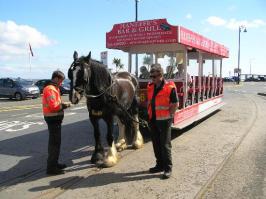 "Такое уж не встретить на дорогах"

-------------
Почему не встретить?
Вот дугласский (о.Мэн) общественный транспорт (именно общественный транспорт, а не туристический аттракцион, у горожан даже проездные есть)