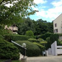 Квартира

Виктор Якунин

Младший сын Владимира Якунина, главы ОАО «РЖД»

Адрес: Швейцария, Chemin de Planta 45

Квартира в элитном жилом комплексе в Женеве принадлежит младшему сыну Владимира Якунина.