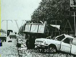 А как автомобильная авария, в которой погиб звезда советсвого хоккея Валерий Харламов? Он погиб при столкновении его 24-ой волги с Зил-130.