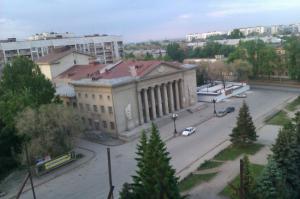 А из нашего окна плащадь Красная видна .....