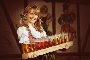 Я больше ценю другие блюда.

МЕТР ПИВА!!!!