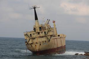 вот ещё 1 так же Пафос, наш гид говорил,что капитаном была женщина,хотя верится с трудом,т.к. гид, ещё тот балагур