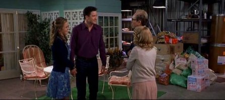 Что то мне это напоминает...:)

Взрыв из прошлого

Адам Уэббер родился нормальным ребенком, но, по глупому недоразумению, провел 35 лет в бомбоубежище вместе со своими родителями. Наивный и искренний, он впервые оказывается среди людей в бушующем Лос-Анджелесе 90-х! И кто знает — может, он еще успеет наверстать упущенное?!Адам Уэббер родился нормальным ребенком, но, по глупому недоразумению, провел 35 лет в бомбоубежище вместе со своими родителями. Наивный и искренний, он впервые оказывается среди людей в бушующем Лос-Анджелесе 90-х! И кто знает — может, он еще успеет наверстать упущенное?!