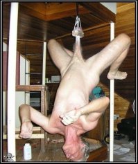 я представлял адресата, слушающего её стихи: