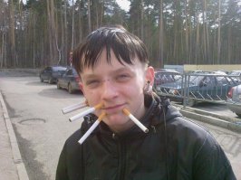 Курить бросил, а привычка осталась!