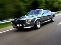 Не поверю, что на 50-летии мустангов небыло ни одного GT500