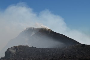 Летом был на Сицилии :) На Этну забирались на самый верх! Красота!