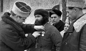 "НА ВОЙНЕ АТЕИСТОВ НЕТ"
