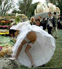 Смешные и забавные свадебные фотографии