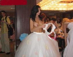 Смешные и забавные свадебные фотографии