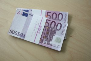 Забыли про Евро, они довольно симпотичные