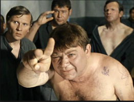 Сколько я зарезал, сколько перерезал, сколько душ невинных загубил?