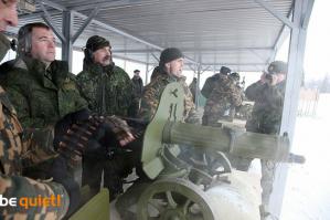 Судя по "первым лицам страны" Скоро снова на вооружение его возьмут