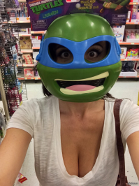 Косплей на черепашек-ниндзя с участием горячих красоток