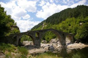 Дьявольский мост, Болгария, в 10км от города Ардино.