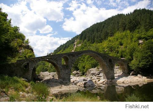 Дьявольский мост, Болгария, в 10км от города Ардино.