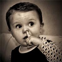 Всё из перечисленного уже было усовершенствовано:
1. Треугольные, с изгибом и т.д.
2. Из листового металла и т.д.
3. Пенопласт, поролон и т.п.
4. На пружине и т.д.
5. Чайный пакетик, френч-пресс и др.
6. Липкая лента, тапок, газета/журнал и т.д.
7. Яд, кот, стеклянная банка, гипс/цемент и проч.
Но я точно знаю, что до сих пор не было усовершенствовано! Есть ли что-то более совершенное для приведенного на фото процесса, чем используемый инструмент?!