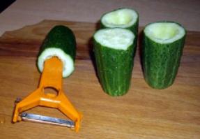 В юности, когда забывали стопки/стаканчики, всегда огурец выручал...