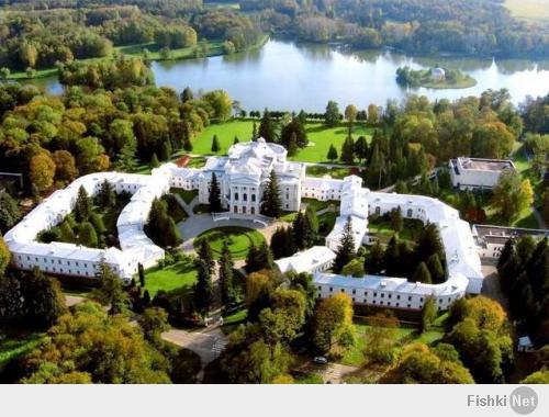 Раньше российские "миллиардеры" дома курорты создавали: