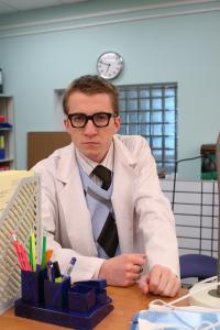 Так вот он зачем в пендосию то уехал....