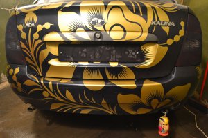 И всё потрачено на колготки для фар)