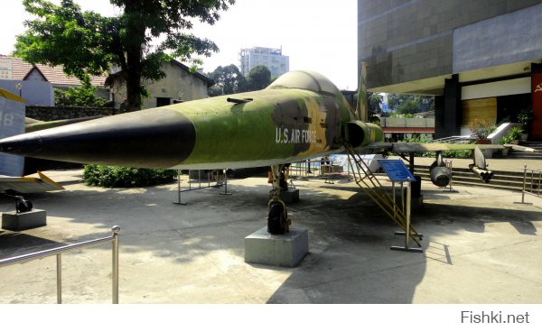 у нас(у них точнее) тут в Сайгоне(нынче ХОШиМИН город)есть музей войны приезжайте, потрогаете трофеи своими руками. Это не реплики эт те самые "номерные" машины производства США привезенные убивать народ Вьетнама.
