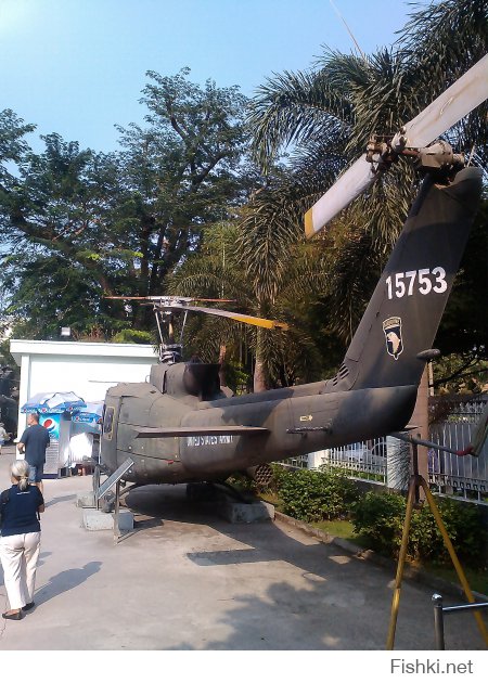 у нас(у них точнее) тут в Сайгоне(нынче ХОШиМИН город)есть музей войны приезжайте, потрогаете трофеи своими руками. Это не реплики эт те самые "номерные" машины производства США привезенные убивать народ Вьетнама.