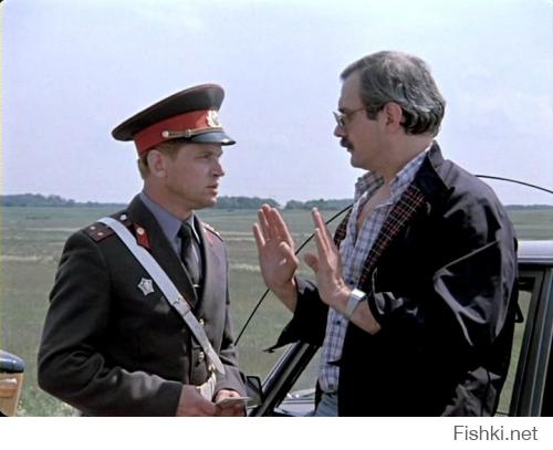 "Инспектор ГАИ" (1982)
Сергей Никоненко в роли инспектора ГАИ Петра Сергеевича Зыкина.