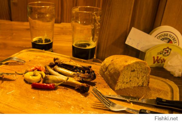 не самое, на мой взгляд. вкусное блюдо.., напоминает очень хорошую тушенку.. а вот то. что я запомню на всю жизнь ))