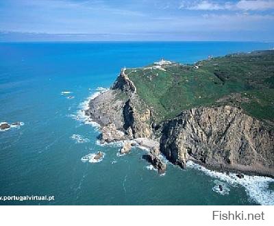 Замечательный пост. 
У острова Шикотан есть антогонист, мыс Рока в Португалии, тоже рчень живописный.