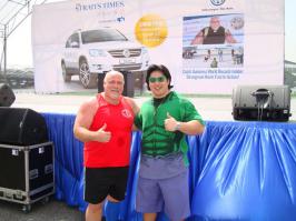 Самый сильный в мире священник