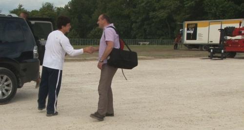 Знакомый с ним во Франции встретился