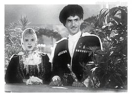 Обожаю этого актера. Долгих лет жизни , здоровья.
А это одна из первых ролей в кино "Свинарка и пастух" — Мусаиб Гатуев.