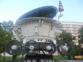 Мотор-колеса и ядерный климат-контроль: как устроен Луноход