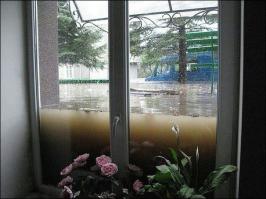 Хорошая реклама пластиковых окон)))