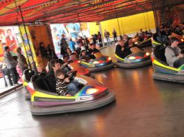 предлагаю заменить обклеенные резинками мерседесы на вот таких красавцев в базовой комплектации